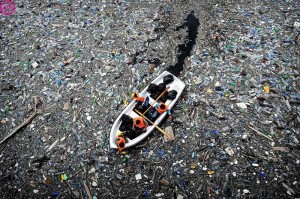 plastic-soup-pacific-ocean-more-than-green_1
